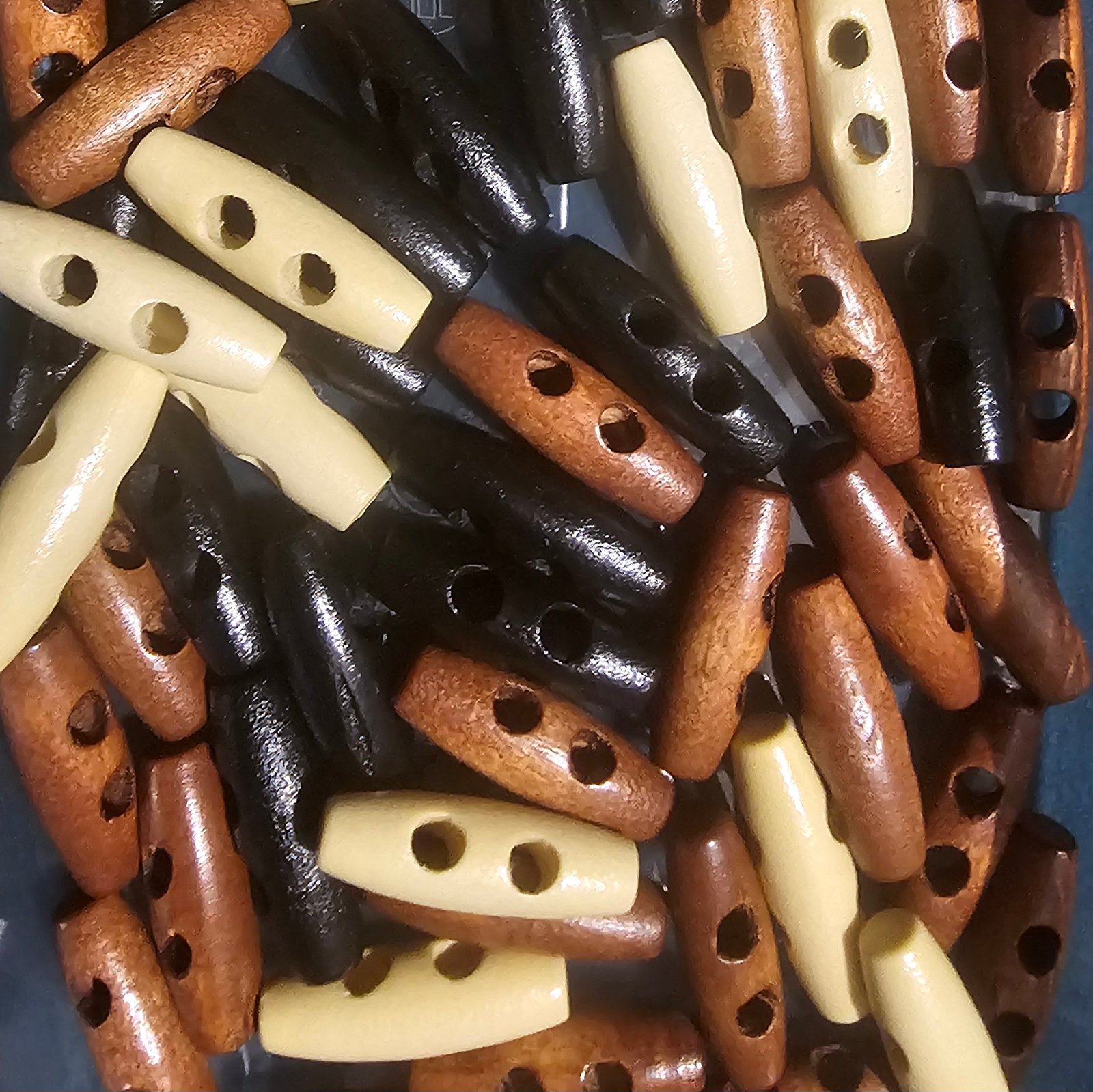 30mm x 10mm Wooden Toggle Buttons